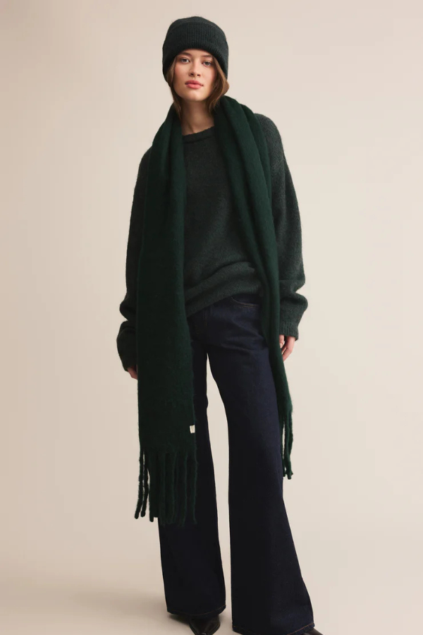 Z SUPPLY - SHOW ME THE WAY SCARF GARLAND GREEN – swirlboutique