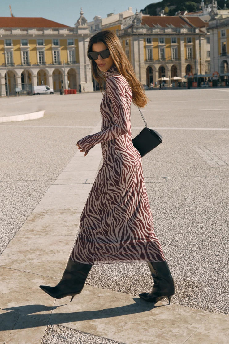 Z SUPPLY - SEVILLA ZEBRA MESH MIDI DRESS VELVET ROGUE – swirlboutique