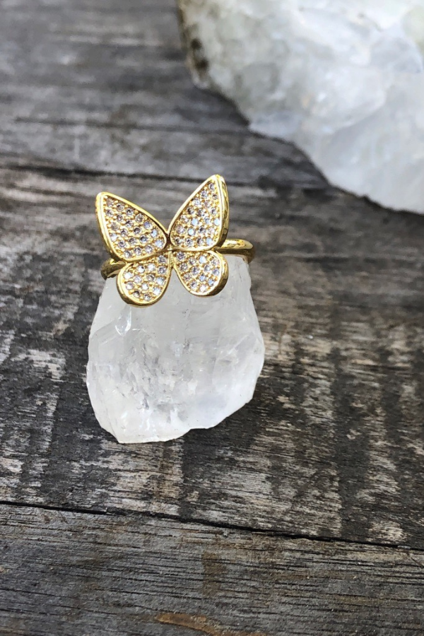 Mariposa ring clearance