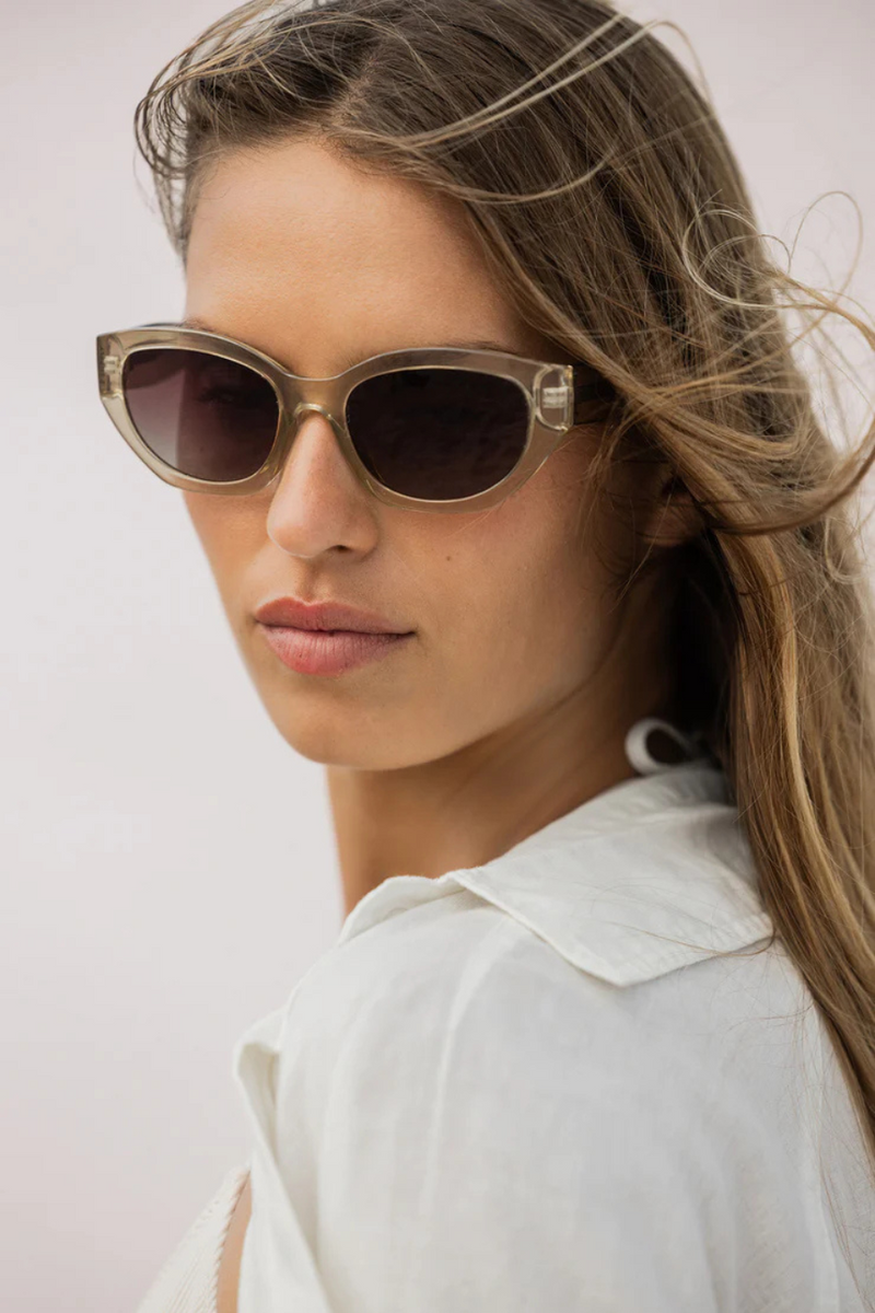 Z SUPPLY - MIRAGE POLARIZED SUNGLASSES SAND GRADIENT
