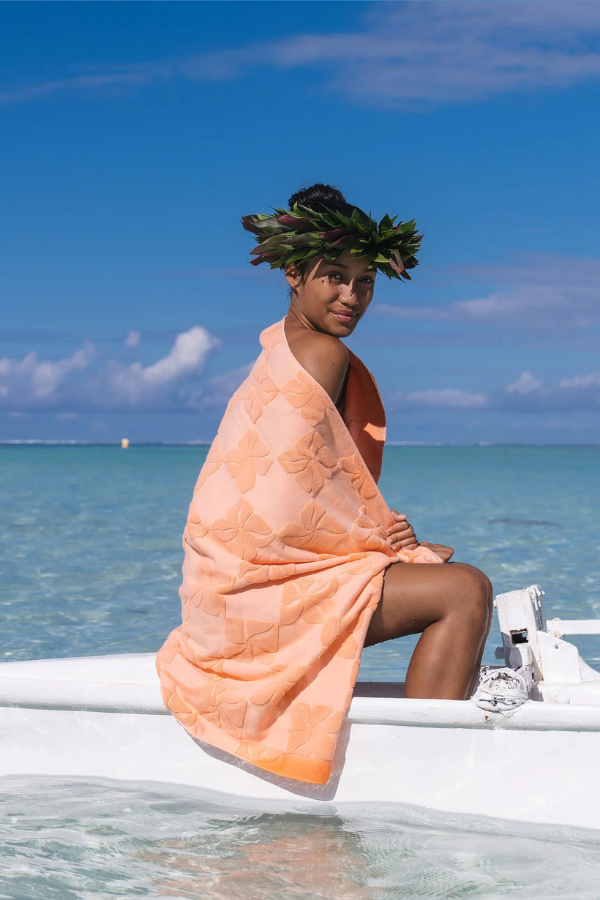 ALOHA COLLECTION - PUA CHECK BEACH TOWEL JUST PEACHY