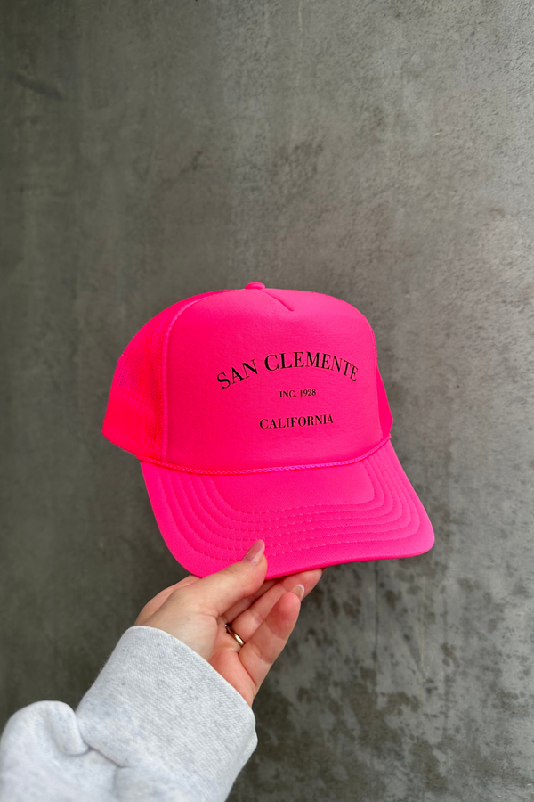 NFM - HOMETOWN TRUCKER HAT SAN CLEMENTE HOT PINK BLACK