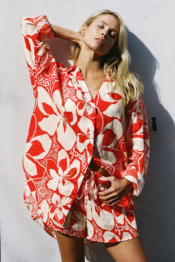 LSPACE - RIO TUNIC HIBISCUS BLOOM