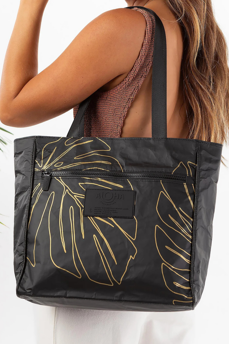 ALOHA COLLECTION - GO-TO TOTE LANAI GOLD ON BLACK