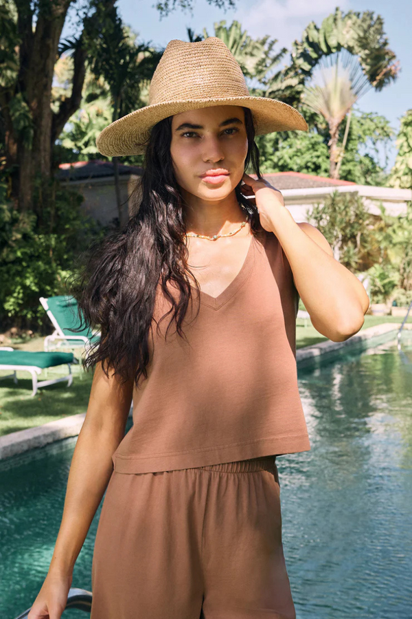 Z SUPPLY - SLOANE V NECK COTTON JERSEY TOP TEAKWOOD