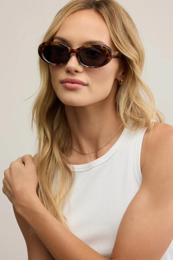 Z SUPPLY - DAYGLOW SUNGLASSES DARK TORT GREY