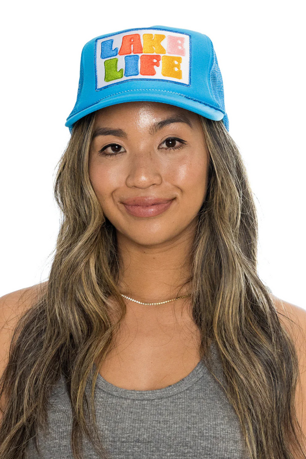 FRIDAY FEELIN - LAKE LIFE TRUCKER HAT BLUE