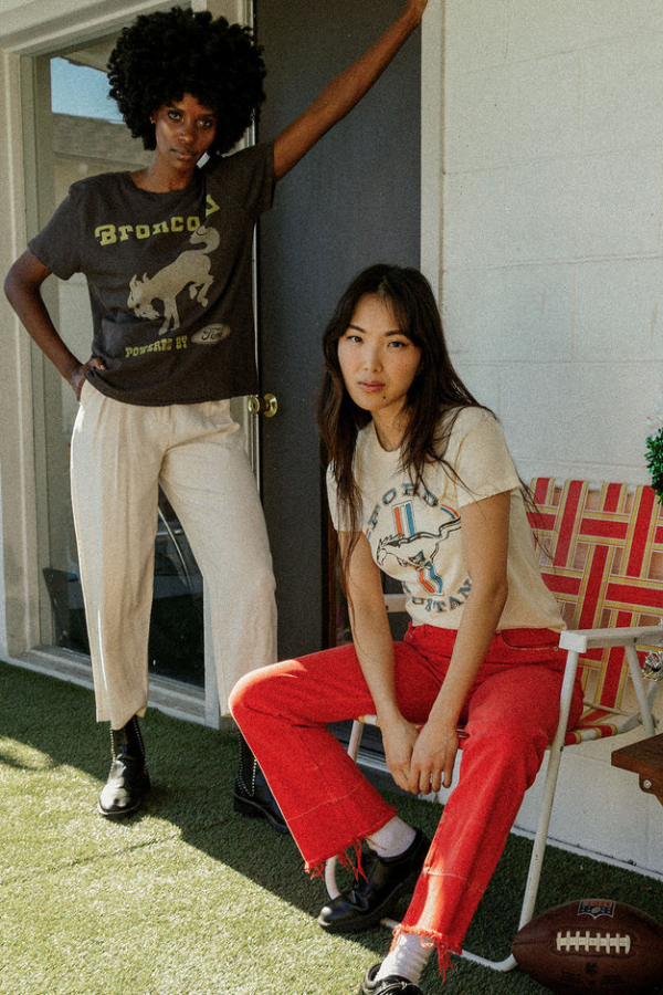 JUNK FOOD - BRONCO GET UP AND GO VINTAGE TEE