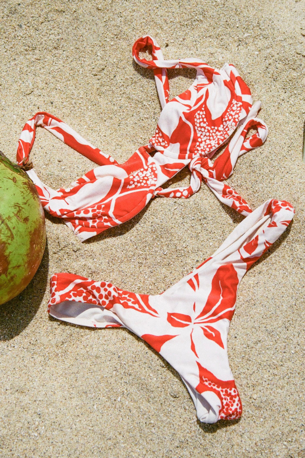 LSPACE - ROCKY BIKINI BOTTOM HIBISCUS BLOOM