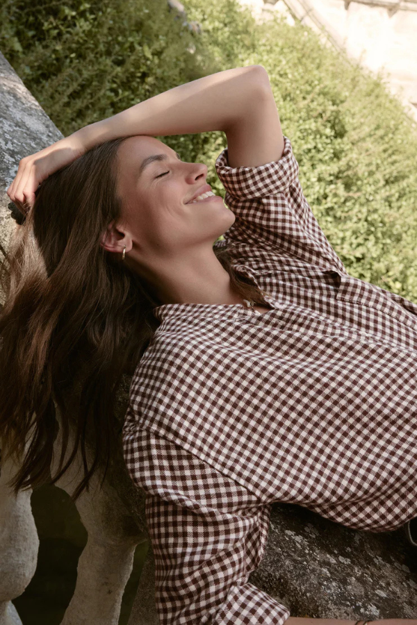 Z SUPPLY - RIVER PLAID BUTTON UP CHOCOLATE CHERRY