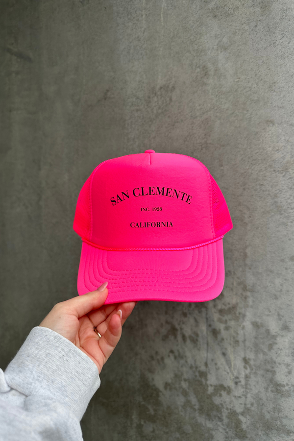 NFM - HOMETOWN TRUCKER HAT SAN CLEMENTE HOT PINK BLACK