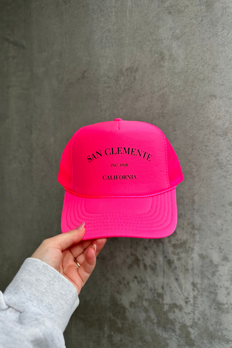 NFM - HOMETOWN TRUCKER HAT SAN CLEMENTE HOT PINK BLACK