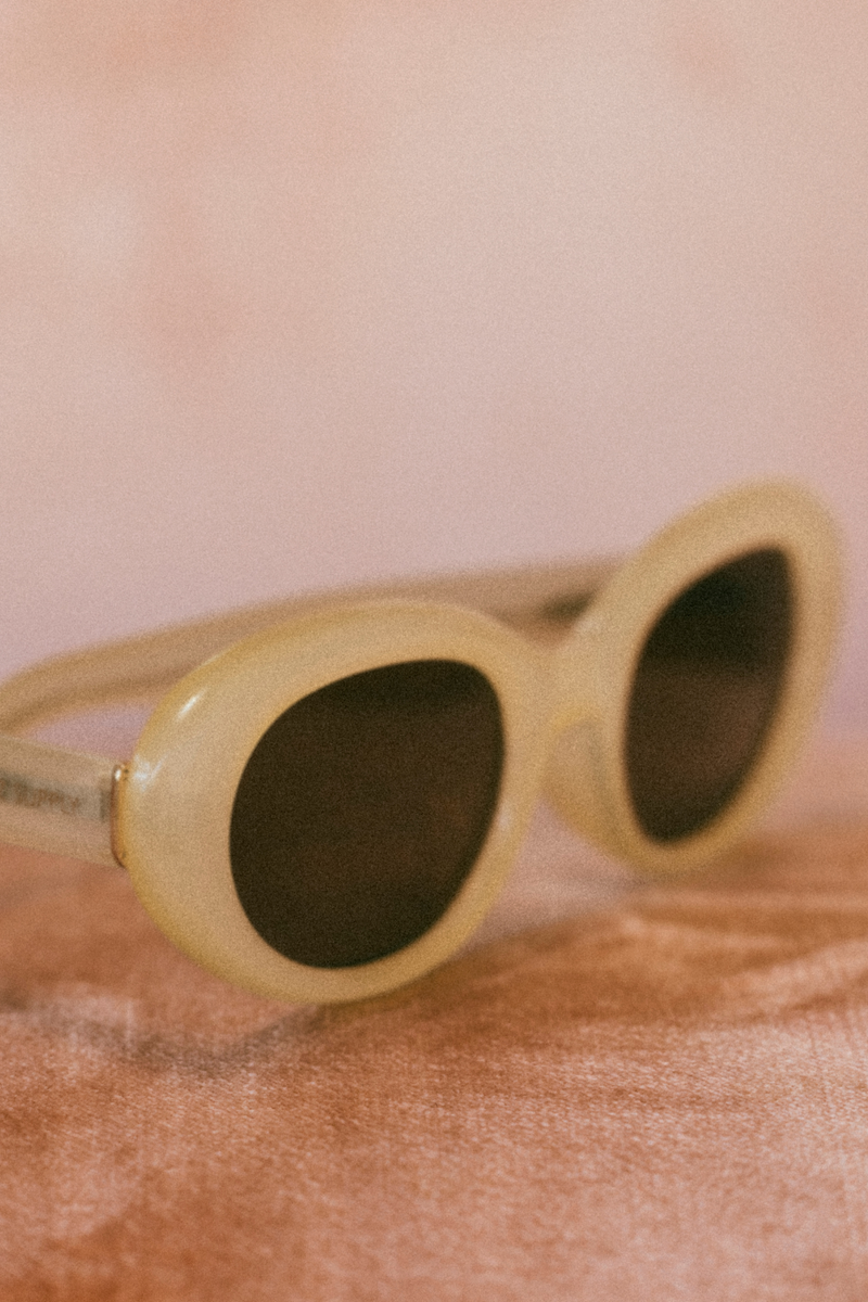 Z SUPPLY X THE SALTY BLONDE - DAYGLOW SUNGLASSES LIMONCELLO