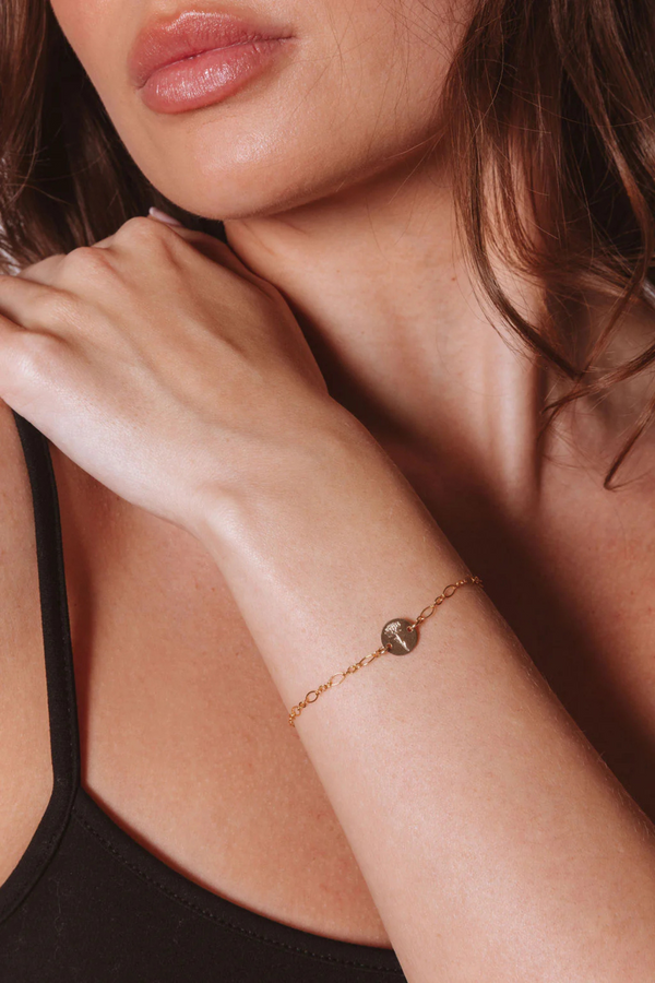 SET & STONES - LILY BIRTH FLOWER BRACELET