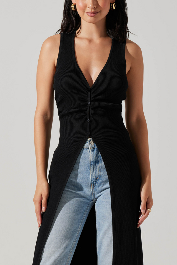 ASTR THE LABEL - TEZZA LONG SLEEVELESS SWEATER