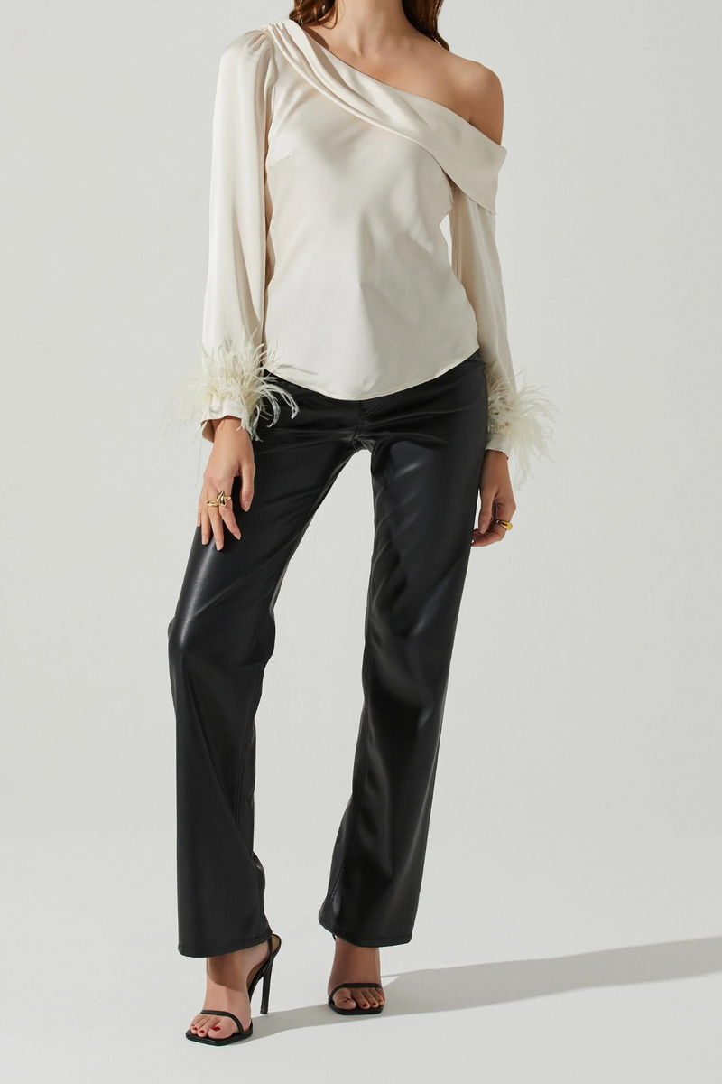 ASTR THE LABEL - DAWN OFF SHOULDER FEATHER TRIM TOP CHAMPAGNE