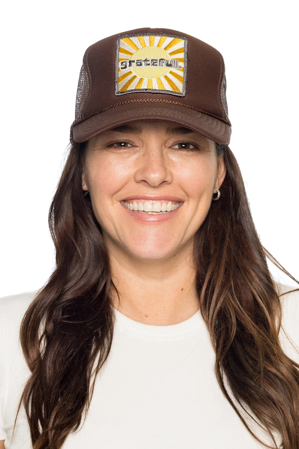 FRIDAY FEELIN - GRATEFUL TRUCKER HAT BROWN