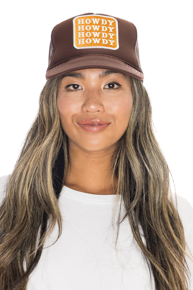 FRIDAY FEELIN - HOWDY TRUCKER HAT BROWN