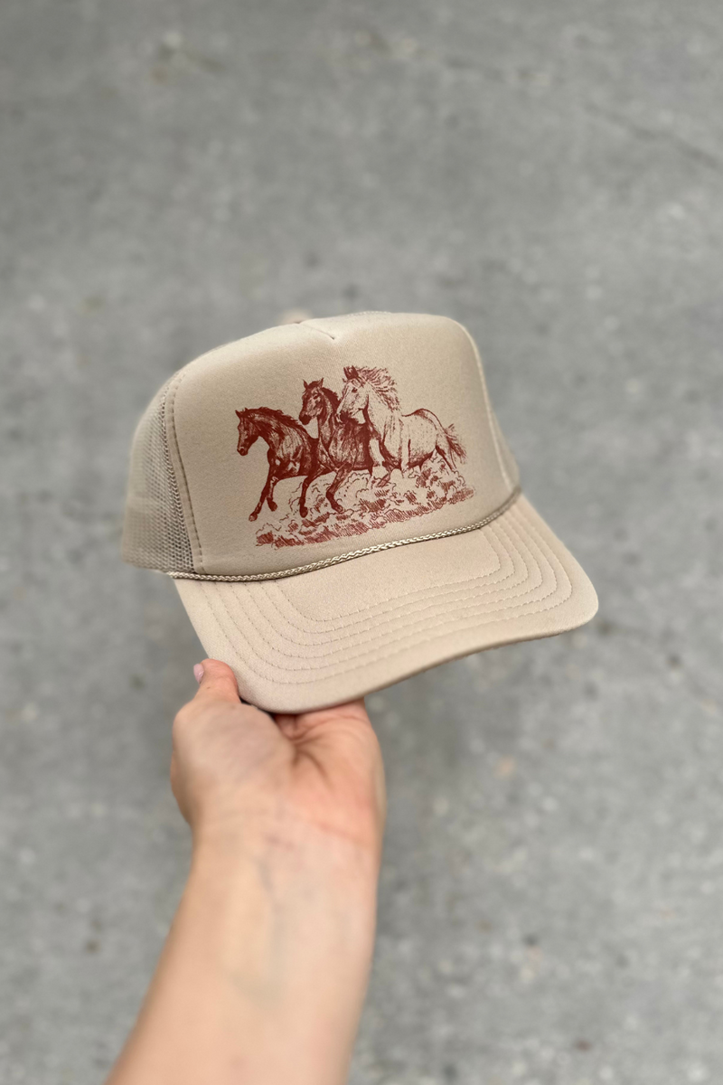 NFM - WILD HORSES TRUCKER HAT SAND